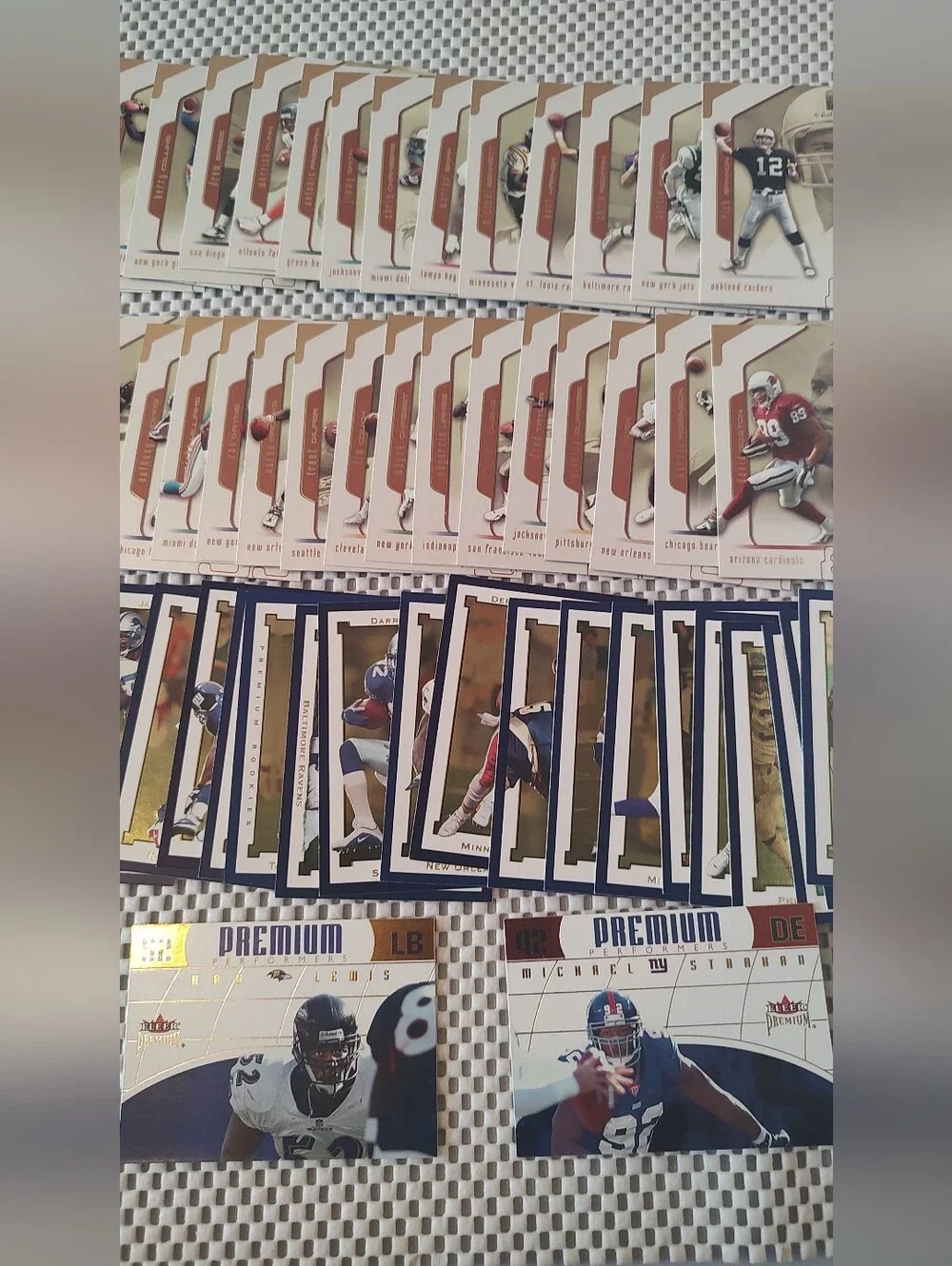60 Football Trading Cards Lot 2002